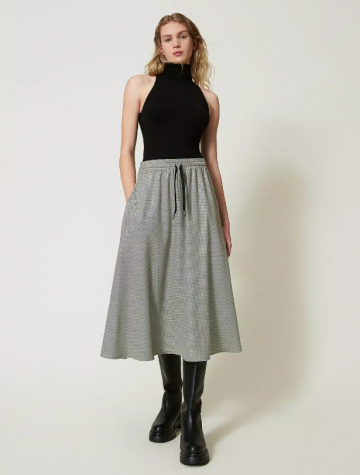 Twinset knit fitted top 242tf3031 model