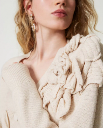 Twinset wool blend cardigan with ruffles old white 242tp330 detail